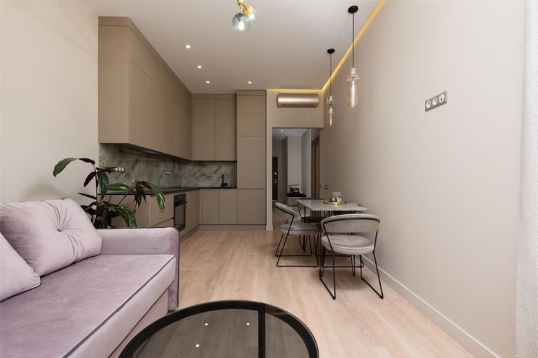Ключевые отличия генератора и ИБП: что выбрать для квартиры